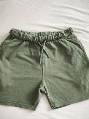 Kids' shorts size 8 like new, green