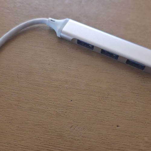USB 3.0 Hub with 4 USB Ports new