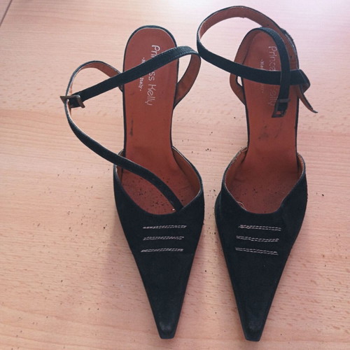 Women's black pumps size 37, almost new