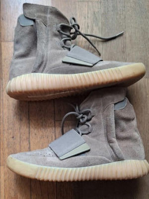 Yeezy Boost 750 Adidas men's boots size 44.5 used