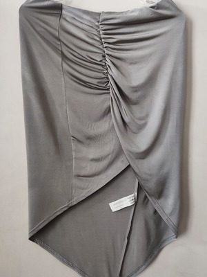 Boohoo skirt new, size M UK 12, silver elastic fabric