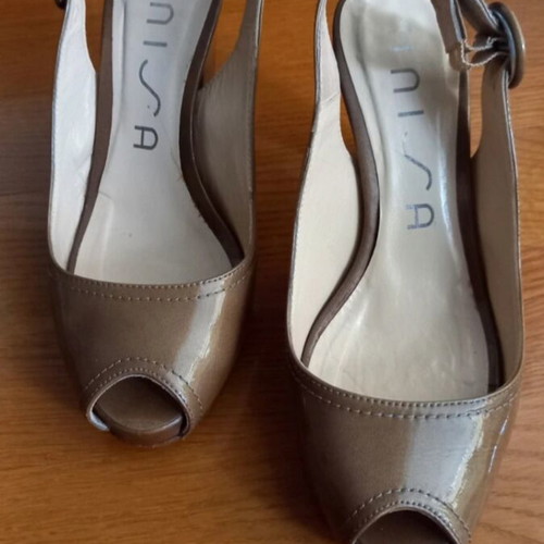Unisa patent leather slingback shoes 37 like new, light brown peep toe