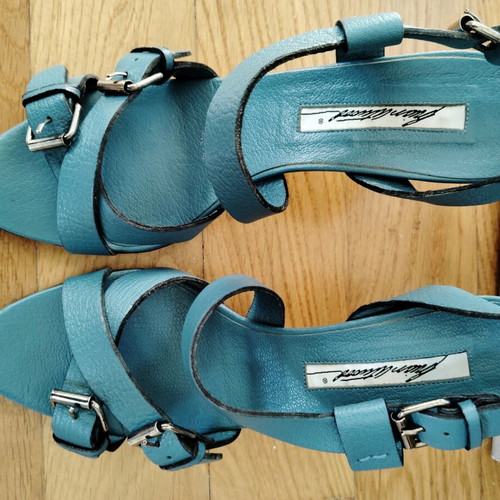 Δερμάτινα πέδιλα Brian Atwood μοντέλο Glenda σαν καινούργιο, μπλε