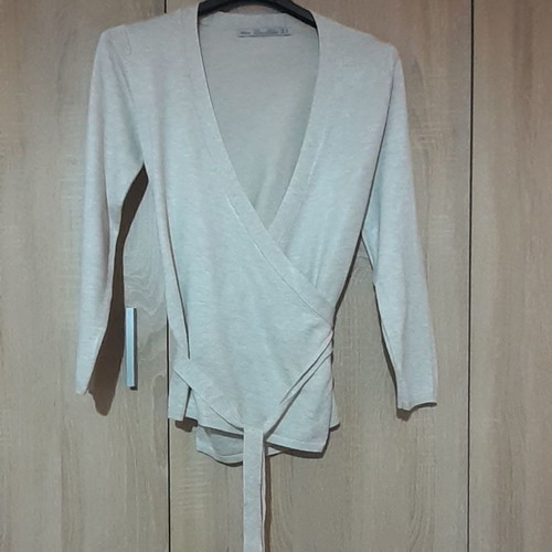 Women's cardigan used, size M, beige