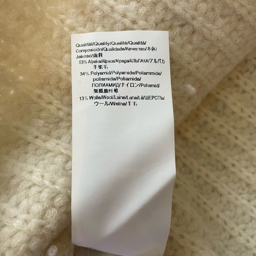 Boss alpaca wool sweater 53% like new, size M, white
