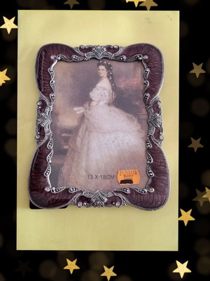 Vintage Style Photo Frame new