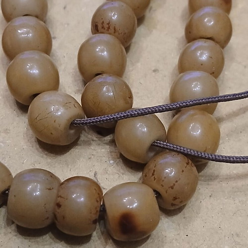 Sudurus mastic worry beads used, 53 handmade beads with silver elements