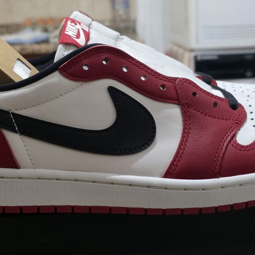 Air Jordan 1 Retro Low OG sneakers size 45.5