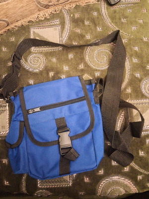 Maxwell House crossbody bag like new, blue with black details