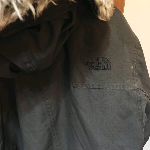 The North Face men's jacket size M used, black