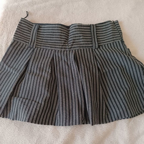 Mini striped skirt medium size like new