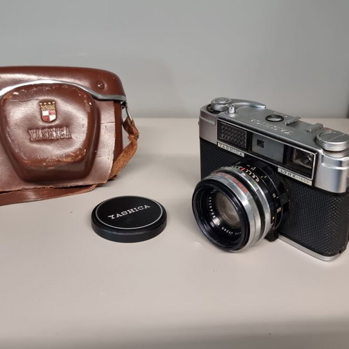 Yashica Lynx 1000 camera used, good condition