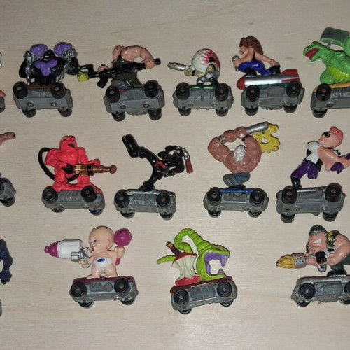 Savage Mondo Blitzers 1991 Kenner figures used with some broken parts