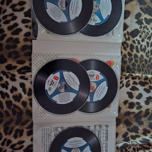 Laiko Song CD Collection used, missing 1st CD