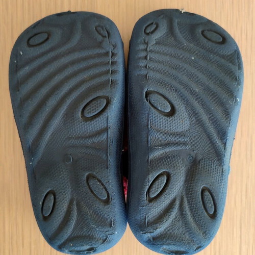 Tuc Tuc beach shoes used, size 23, blue and red