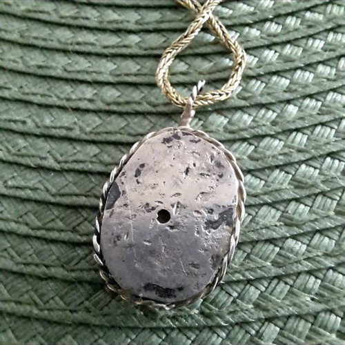 Vintage sterling silver tiger’s eye pendant necklace used