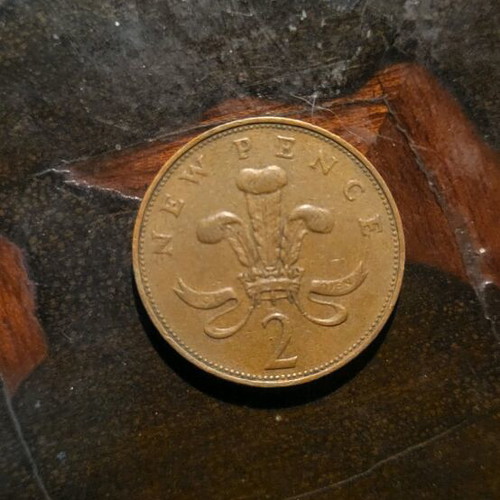 British coin 1971 2 new pence used, bronze