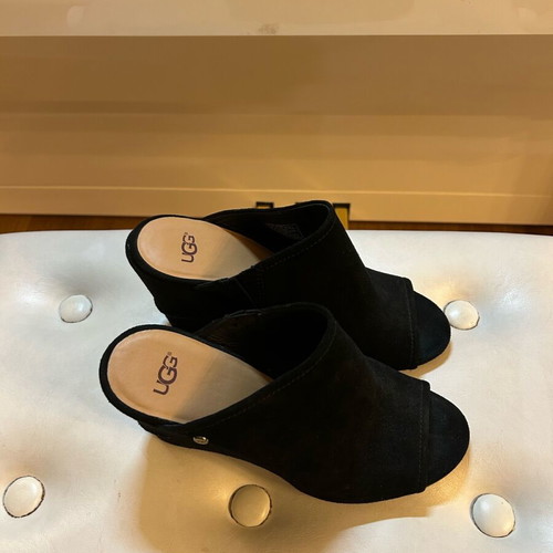 Ugg Australia leather platform mules like new, black, size 40