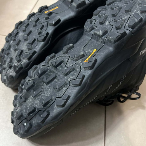 Adidas Terrex Skychaser AX5 Mid Gore-Tex hiking shoes size 42 like new