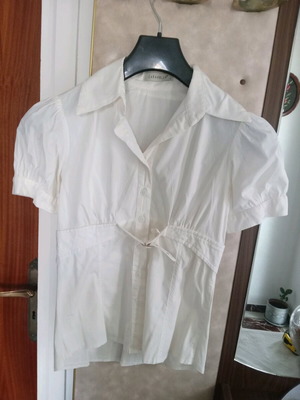 Caramela short-sleeve white shirt small like new