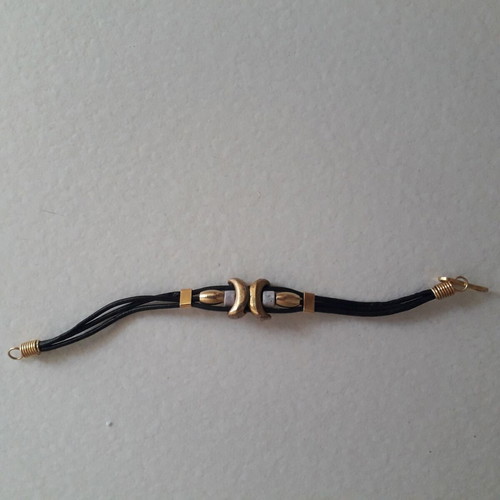 Bracelet new, black and gold