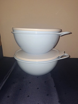 Tupperware bowls new 2.75L, set of 2 pieces
