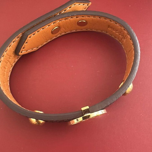 Leather bracelet like new