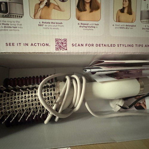 Shark SmoothStyle Heated Brush & Smoothing Comb new in box