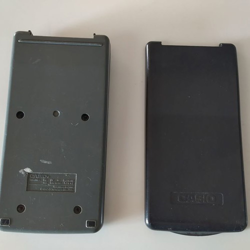 Casio Επιστημονική Αριθμομηχανή fx-82LB μεταχειρισμένη με καπάκι προστασίας