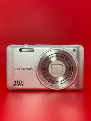 Olympus VG-160 digital camera silver used
