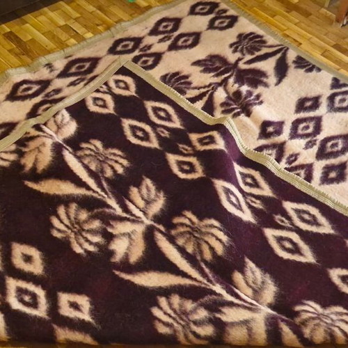 Wool Blanket like new, handmade, 190x220 cm summer