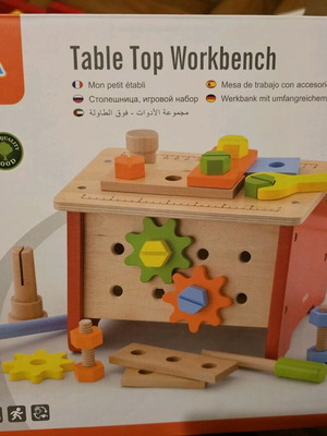 Viga wooden workbench used, missing hammer
