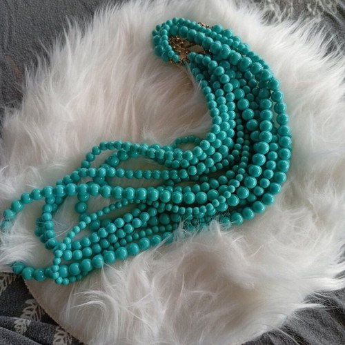 Necklace with turquoise stones new