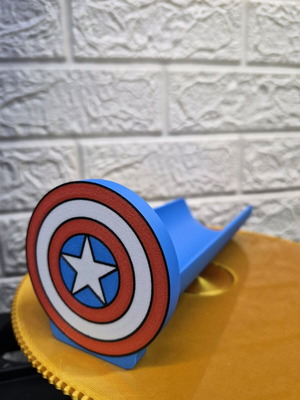 Captain America tray new for easy Pringles serving