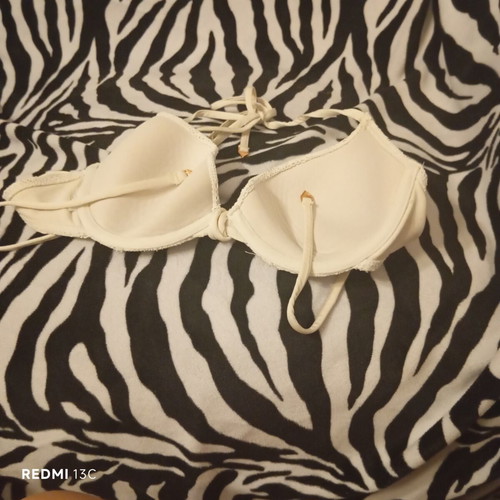 Bikini top like new, white, size S