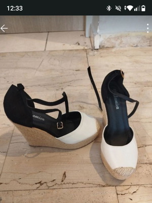 Platform shoes like new, black and white, size 37