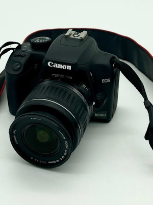 Canon EOS 1000D DSLR used with Canon EF-S 18-55mm f/3.5-5.6 II lens