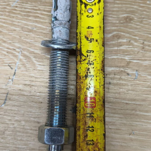 Heavy-duty concrete anchors set of 10 like new
