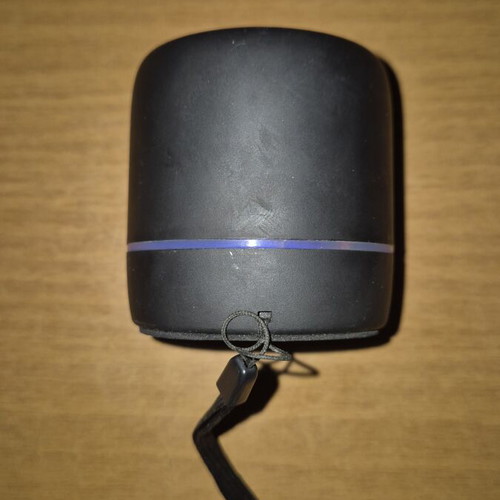 Mini speaker like new, portable Bluetooth