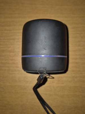 Mini speaker like new, portable Bluetooth