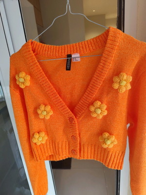 H&M cardigan like new, spring style with handmade crochet flowers, orange