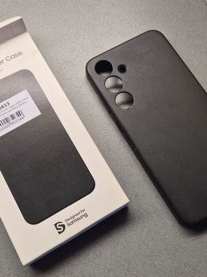 Samsung Galaxy S24+ Vegan Leather case used, genuine leather