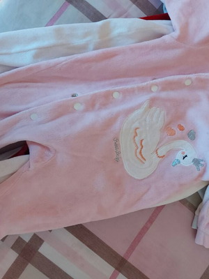 Newborn bodysuits used, pack of 5, up to 3 months