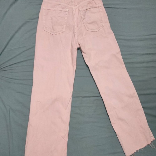 Pull&Bear baby pink high-waisted ripped jeans used, size 36