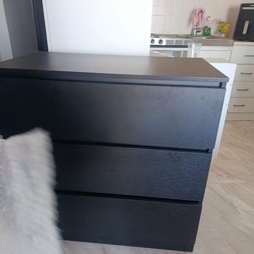 Black dresser with three drawers, 40x100x80 cm