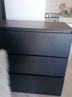 Black dresser with three drawers, 40x100x80 cm