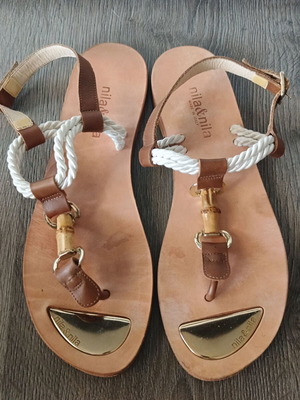 Nila & Nila leather sandals with bamboo and rope size 39 like new