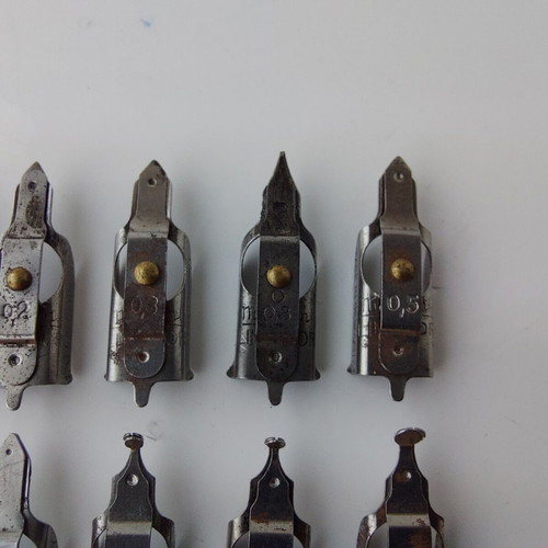 Markant Lineator set of 10 used drawing nibs #5605