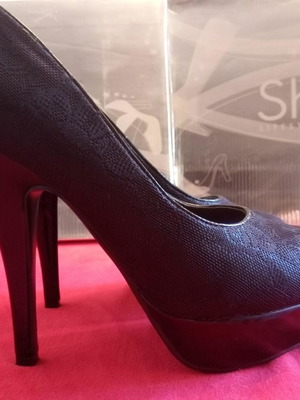 Γόβες καινούργιες Νο 36 μαύρες