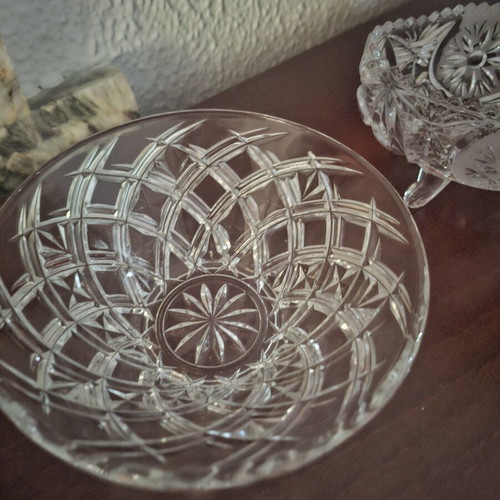 Small glass fondant dishes
